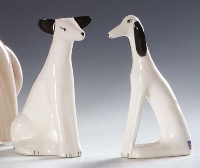GIO' PONTI (1891-1979) 
Due cani seduti in ceramica bianca
Esemplari n° 1/3 e 3/4
Deux...