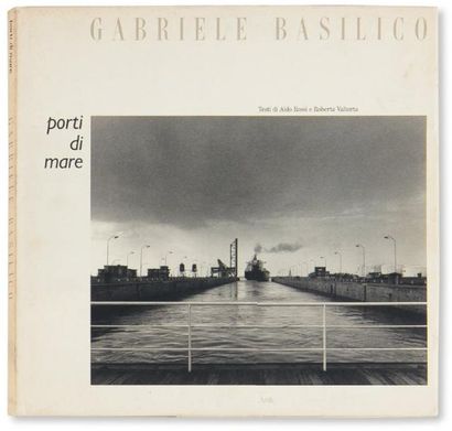 null Ensemble de trois ouvrages: BASILICO, GABRIELE (1944) Vedute. Arles: Rencontres...
