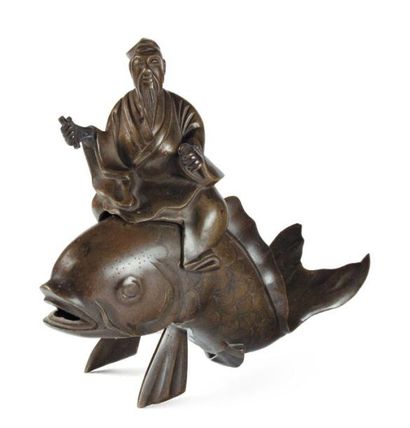  Poisson monté par un sage en bronze. Chine XIXe siècle (une nageoire cassée). H_17...