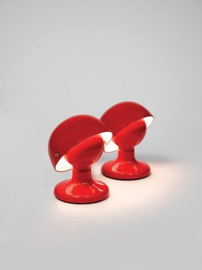 TOBIA (Né en 1935) & AFRA Paire de lampes modèle « Jucker » 

Métal laqué rouge

Édition...