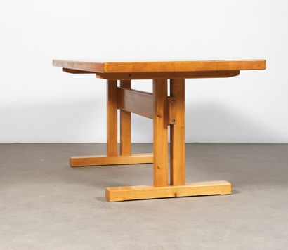 Charlotte PERRIAND (1903-1999) Table modèle «les Arcs»
Sapin
Fir wood 1960
H_70 cm...
