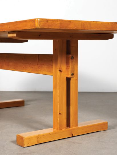 Charlotte PERRIAND (1903-1999) Table model "les Arcs"
Sapin
Fir wood 1960
H_70 cm...