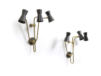 MARCEL ASSELBUR (XXE SIÈCLE) Pair of sconces
Brass and lacquered metal
Gilt brass...