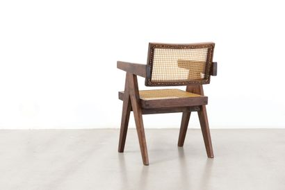 Pierre JEANNERET (1896-1964) Set of 4 office chairs
Teak and cane
Teak and cane
About...