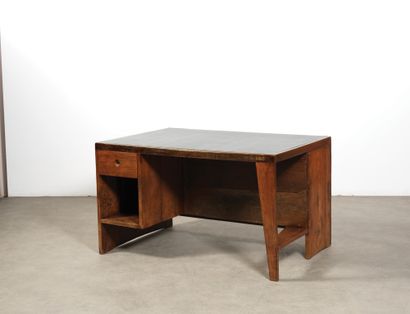 Pierre Jeanneret (1896-1967) Library desk
Teak and leather
Teak and leather
About...