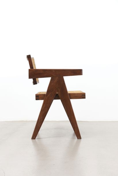 Pierre JEANNERET (1896-1964) Ensemble de 4 fauteuils dits «Office chair»
Teck et...