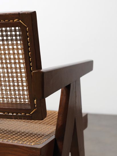 Pierre Jeanneret (1896-1967) Paire de fauteuils «Easy Chair»
Teck et osier
Teak and...