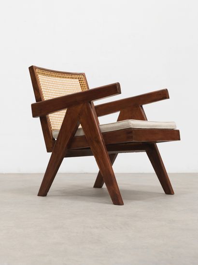 Pierre Jeanneret (1896-1967) Paire de fauteuils «Easy Chair»
Teck et osier
Teak and...