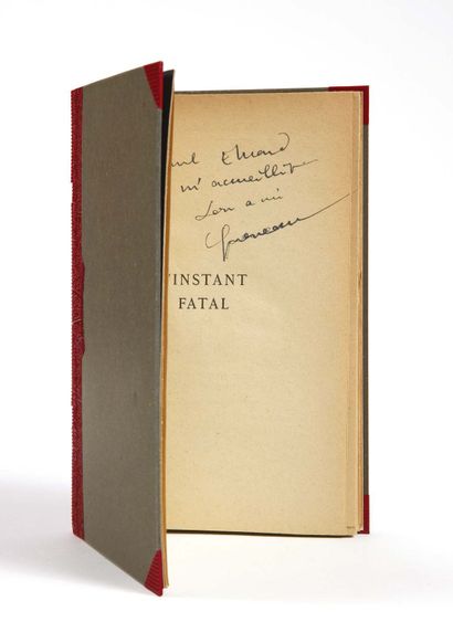 Raymond Queneau. L'Instant fatal. Poèmes. Paris, Gallimard, 1948.
In-12 : demi-veau...