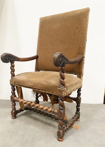 null Carved wood armchair 17th century(restorations) H_119 cm W_64 cm D_60 cm