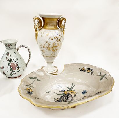 null Lot of earthenware and porcelain including 2 oil and vinegar makers in Eastern...