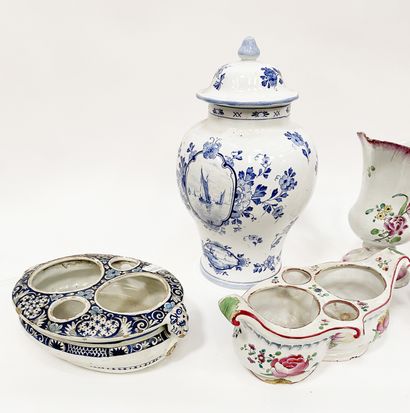 null Lot of earthenware and porcelain including 2 oil and vinegar makers in Eastern...