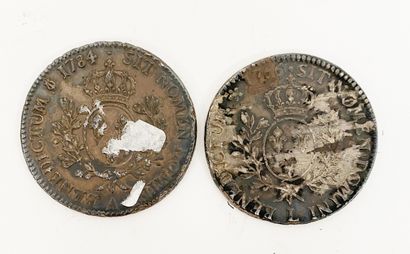 null Lot of two shields comprising a shield "with a band" representing Louis XV and...