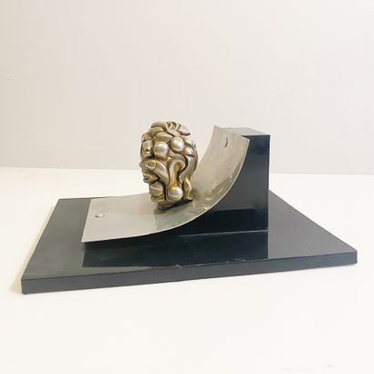 null MIGUEL BERROCAL (1933-2006) Portrait of Michèle Sculpture in nickel-plated nickel-plated...