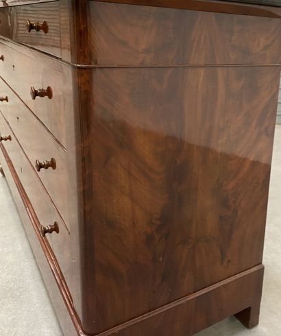 null Mahogany and flamed mahogany veneer chest of drawers, black marble top, the...