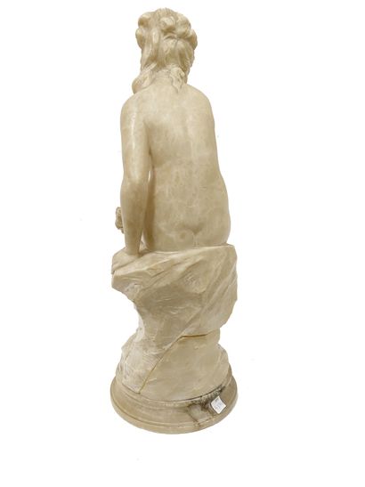 null GUGLIOELMO PUGI (1850-1915) Sculpture in alabaster representing a nymph sitting...