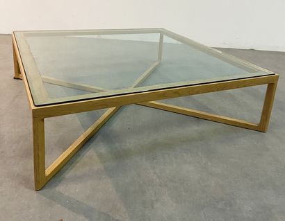 null MARC KRUSIN (Né en 1973) 

Table basse 

Chêne et verre 

Edition Knoll 

H_25,4...