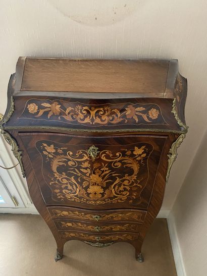 null Secretary made of veneer wood with floral marquetry decoration, ornamentation...