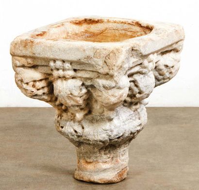 null Stoup (?) in white Saint-Béat marble carved on all sides. Narrow baluster-shaped...