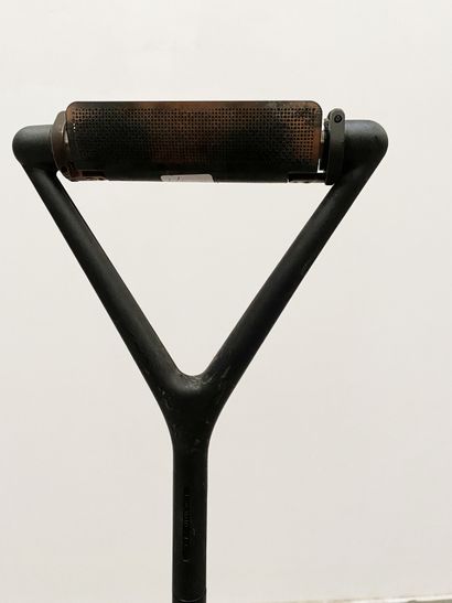 null ALBERTO MEDA (born 1940) Telescopic floor lamp model "Lola" Black lacquered...