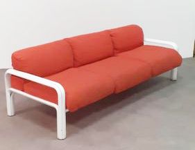 null 
Gae AULENTI (1927-2012) Designer & KNOLL International Éditeur Ensemble composé...