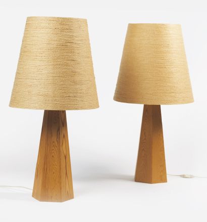 HANS-AGNE JAKOBSSON (1919-2019) 
Pair of table lamps Oregon pine
Oregon pine
Edition...
