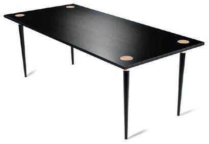 JOE DOUCET Prototype Table Screwtop Bois laqué noir 2010 H_74 cm L_220 cm P_95 c...