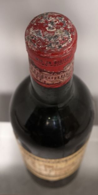 null 1 bouteille Château DUCRU BEAUCAILLOU - 2e Gcc Saint Julien 1966
Etiquette légèrement...