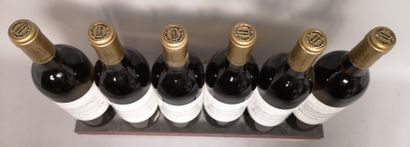 null 6 bouteilles Domaine de CHEVALIER Blanc - Cc Pessac Léognan 1989 En caisse bois....