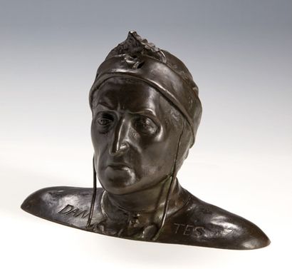 null Busto di Dante Alighieri. Scultura in bronzo patinato
Bust of Dante Alighieri....
