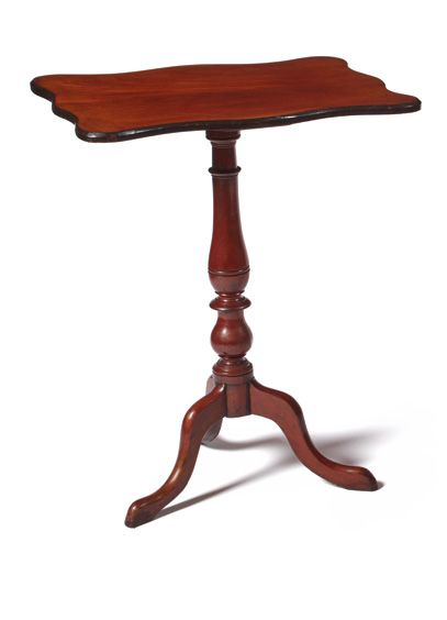 null Tavolino tripode a vela in legno, Inghilterra, XIX secolo
Table tripode de forme...