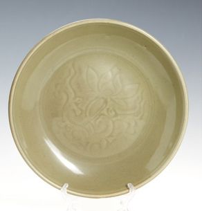 Piatto o coppa in porcellana «celadon», Cina,...