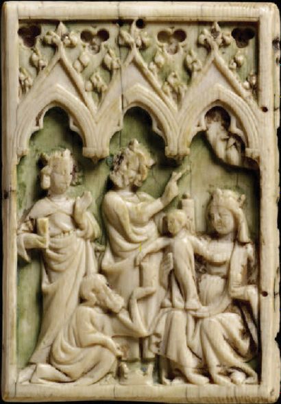null Right leaf of a deeply carved diptych representing the Crucifixion accompanied...