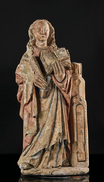 Sainte Barbe en pierre calcaire sculptée...