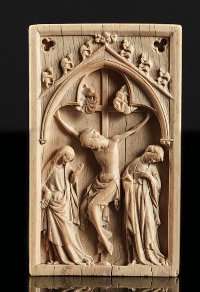Ivory plaque carved in high relief representing...