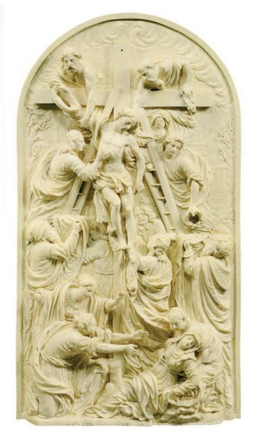 null Ivory plate finely carved in high relief representing the Lamentation at the...