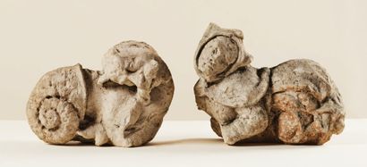 Paire de sculptures en pierre calcaire, fragments,...