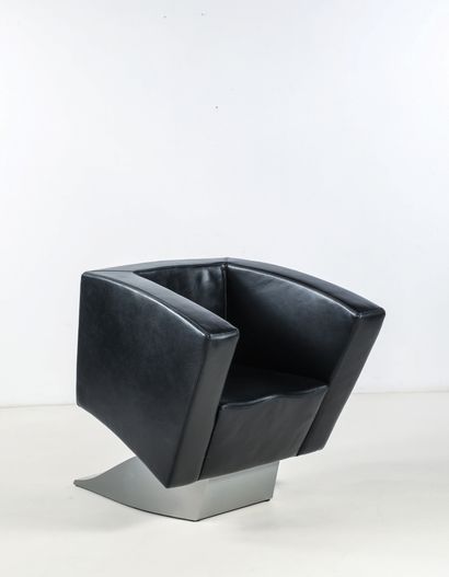 Ron ARAD (né en 1951) Fauteuil «Low Tilt Rocking chair»
Cuir et métal
Edition Moroso,...