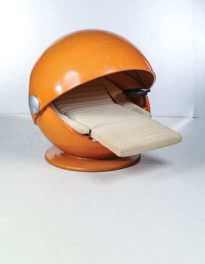 SELLDORF (NÉ EN 1960) ET RIJS (NÉ EN 1965) Chaise longue «Sunball Chair»
Fibre de...