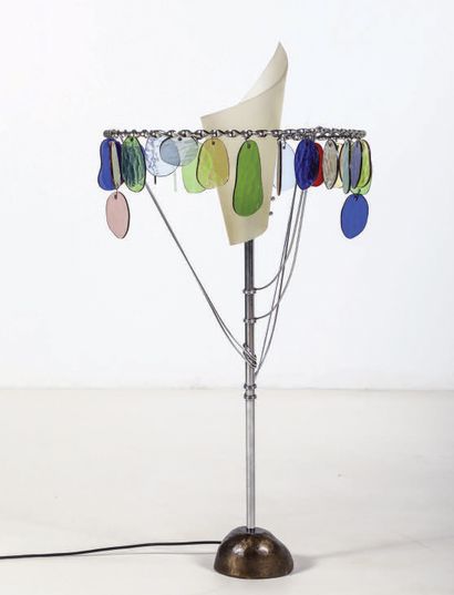 Toni Cordero (1937-2001) Lampe «Sibari»
Métacrylathe, verre de murano, métal chromé,...