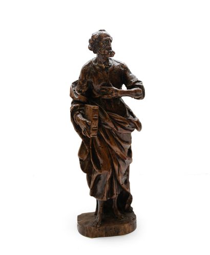 null Sculpture en bois naturel représentant Saint Pierre. XVIIIe siècle (piqûres)....