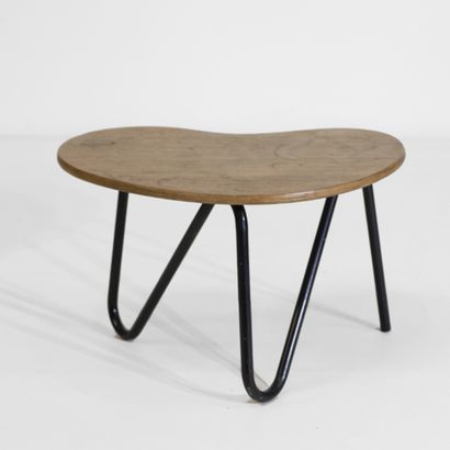 Pierre GUARICHE (1926-1995) Table modèle "Haricot" 

Métal laqué noir et placage...