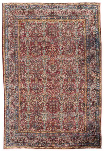 null Original, important and fine Kirman (Iran), circa 1930
Density of about 8,000...