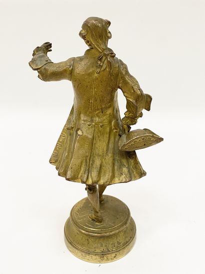 null Victor Rousseau (1865-1954) Gentleman Bronze sculpture with golden patina signed...