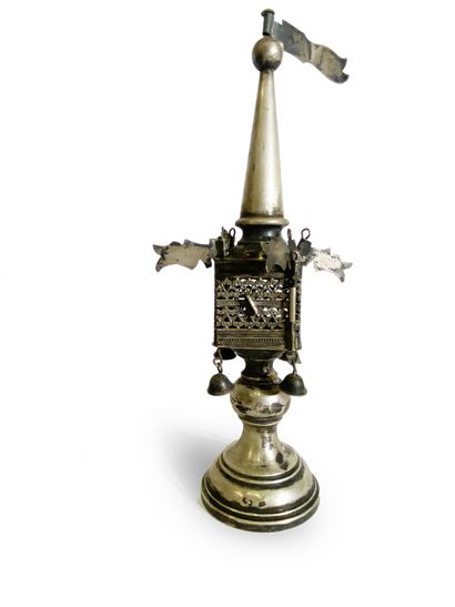 null SET OF FOUR SILVER SPICE TOWERS.
German, Austro-Hungarian, 19th-20th century.
H_23...