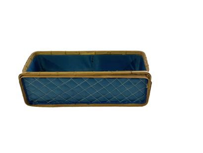 null Coffret rectangulaire en bambou. 

Vers 1900. 

H_9 cm L_30 cm P_9 cm