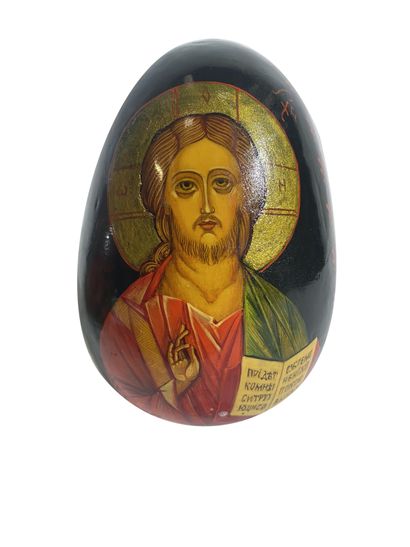 null Lot of 2 eggs in wood covered with lacquered paper mache decorated with religious...