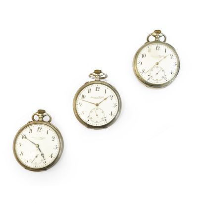 null IWC Vers 1900

Lot composé d'un ensemble de 3 montres de poche, 2 en argent...