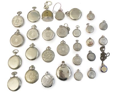 null Lot composé d'un ensemble de 29 montres de poche et de col en argent et métal,...