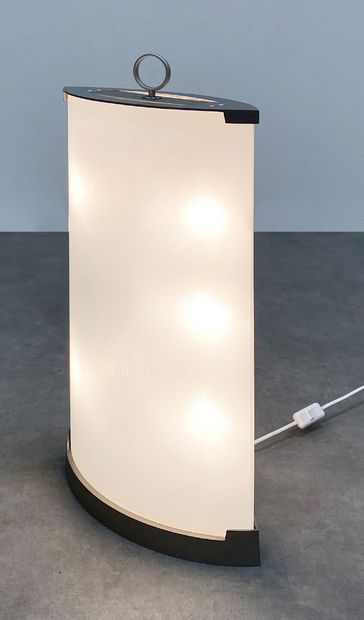 Gio PONTI (1891-1979) Lampe à poser modèle «Pirellina».
Verre et acier inoxydable.
Glass...